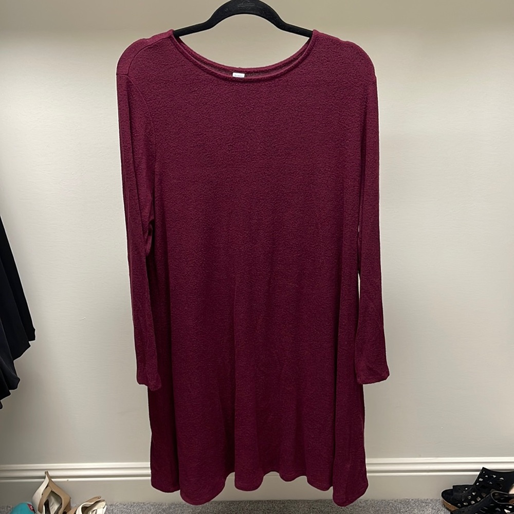 Burgundy long sleeve dress